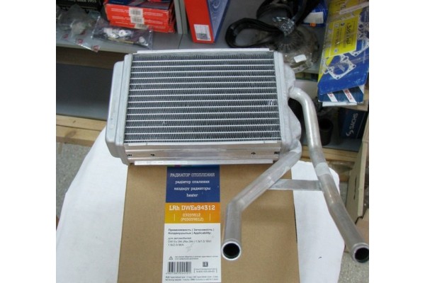 Радиатор печки 180х130х42 (пр-во LUZAR) Daewoo Nexia до 2008 г.