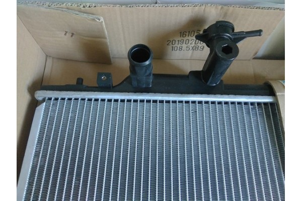 Радиатор охлаждения L33L15200 (пр-во LUZAR) Mazda CX7