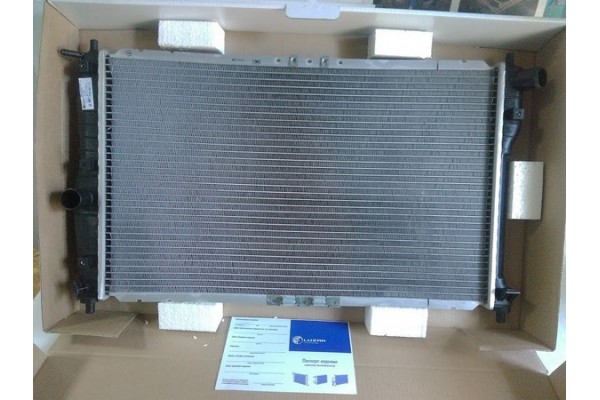 Радиатор охлаждения с кондиционером паяный, LUZAR, DAEWOO LANOS 1.5