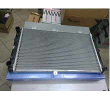 Радиатор охлаждения основной без кондиционера паяный (пр-во LUZAR SPORT) ВАЗ 2170-2172 Приора