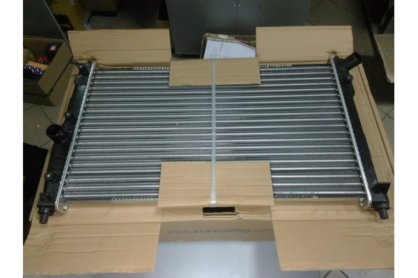 Радиатор охлаждения с кондиционером (AVA COOLING) DAEWOO LANOS 97-