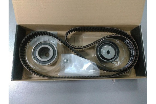 Комплект ГРМ (пр-во GATES) Fiat DOBLO 2000-2004, BRAVO, MAREA, PALIO 1.6 16V Комплект ГРМ (пр-во GATES) Fiat DOBLO 2000-2004, BRAVO, MAREA, PALIO 1.6 16V