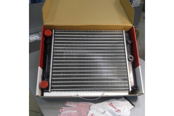 Радиатор охлаждения алюминевый (АВРОРА) ЗАЗ, Таврия, 1101, 1102, 1103